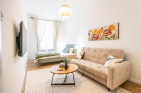 Charming & Cozy Central Apartment in the King Street